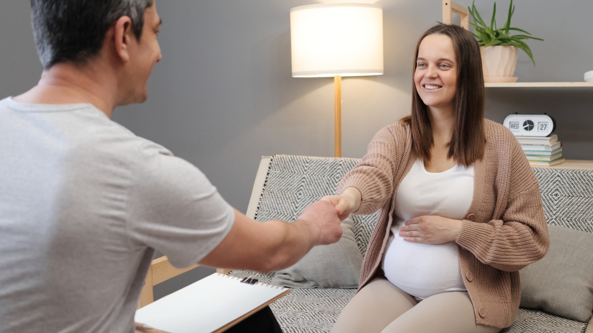 A woman finds relief through prenatal and postnatal counseling boca raton